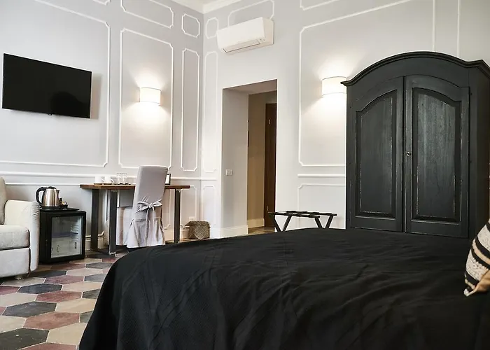 Ale & Niki'S Home Гостевой дом 4*