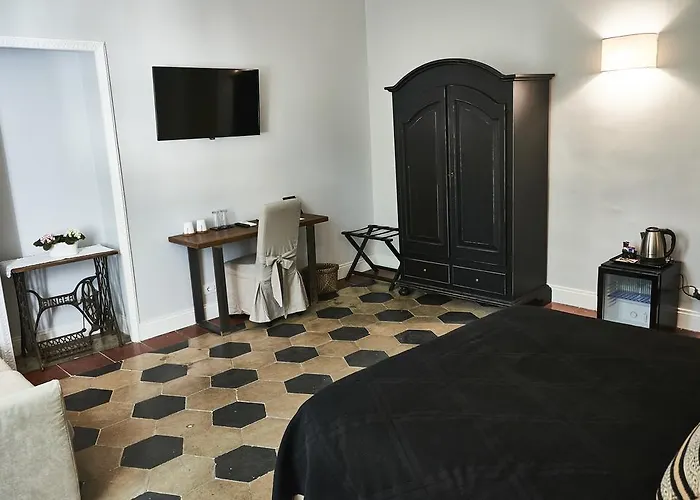 Ale & Niki'S Home Гостевой дом 4*